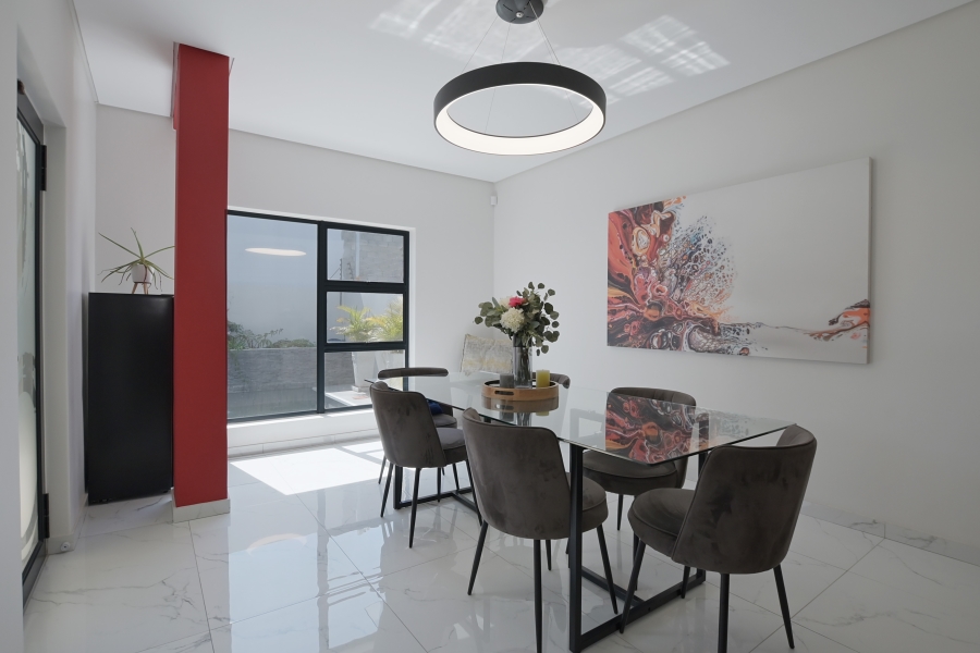 5 Bedroom Property for Sale in Sandown Western Cape